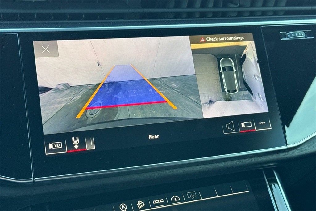 2022 Audi Q8 55 Premium Plus quattro