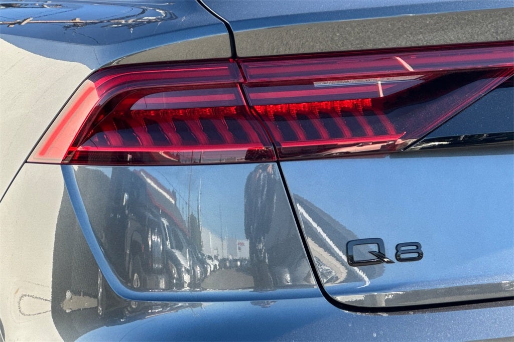 2022 Audi Q8 55 Premium Plus quattro