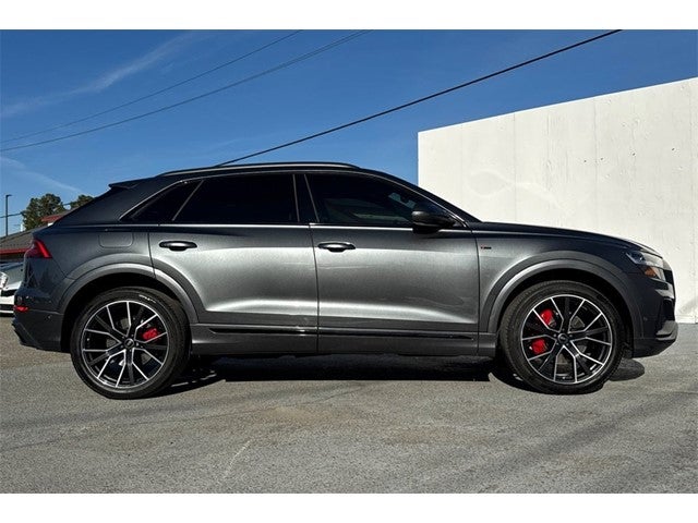 2022 Audi Q8 55 Premium Plus quattro