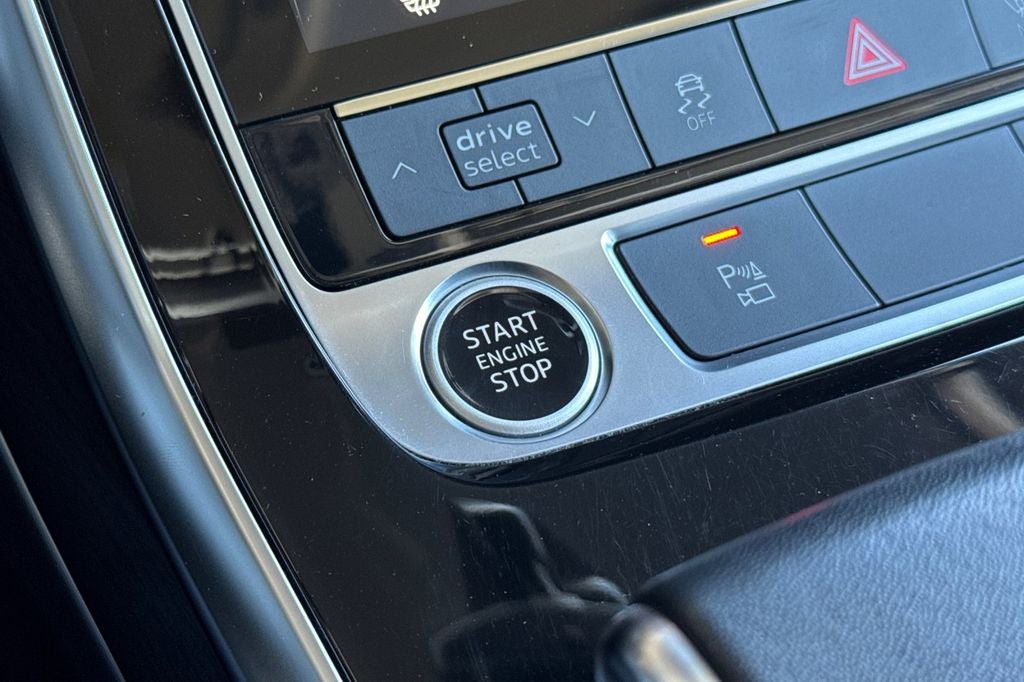 2022 Audi Q7 55 Premium Plus quattro