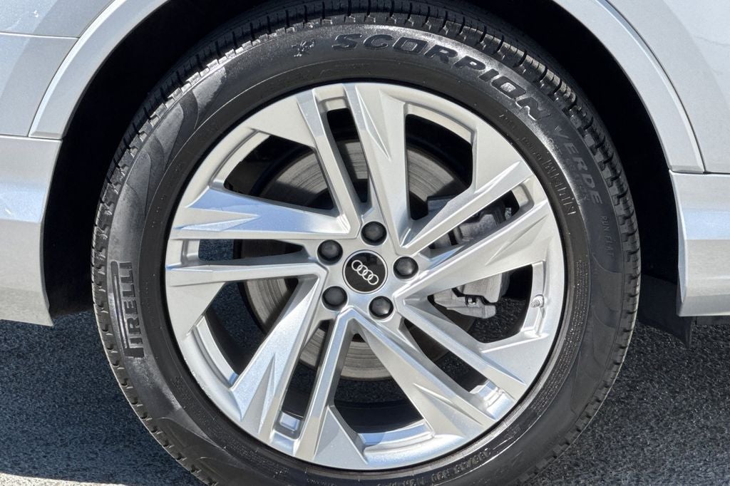2022 Audi Q7 55 Premium Plus quattro