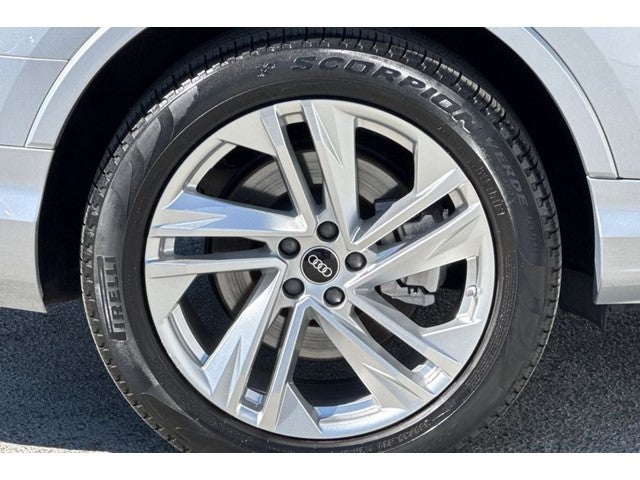 2022 Audi Q7 55 Premium Plus quattro