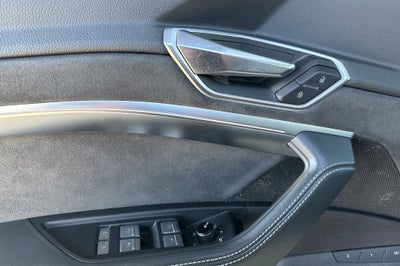 2022 Audi e-tron S Prestige quattro