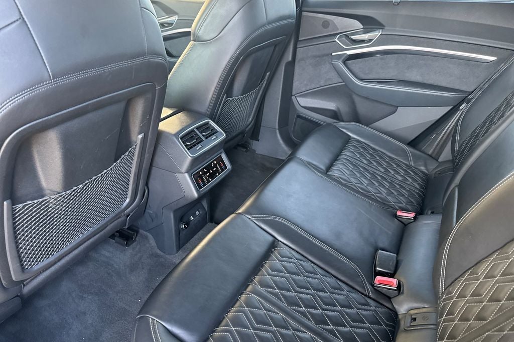 2022 Audi e-tron S Prestige quattro