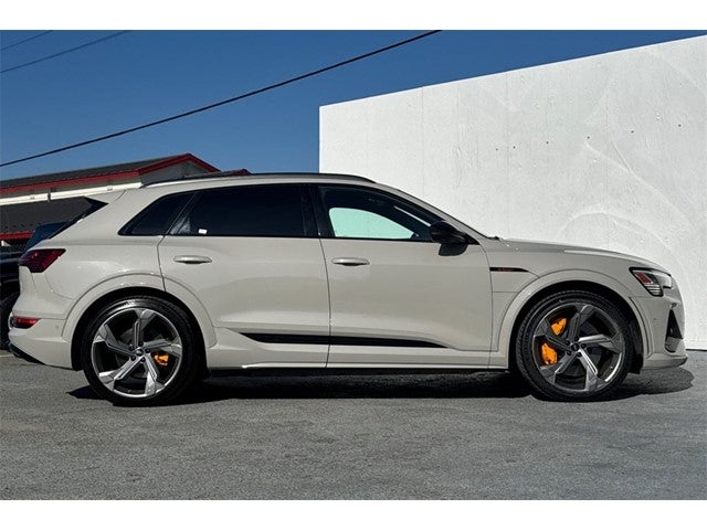 2022 Audi e-tron S Prestige quattro