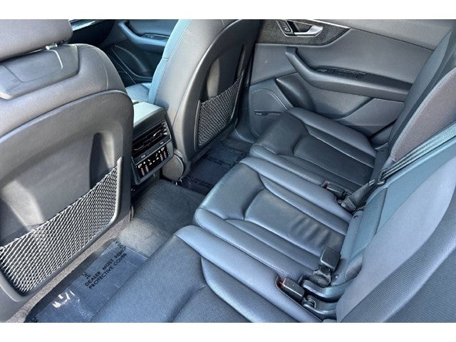 2020 Audi Q7 55 Prestige quattro