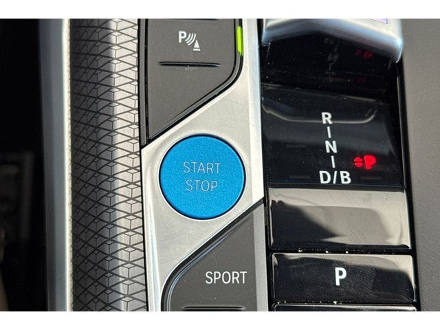2025 BMW i4 eDrive40