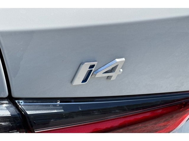 2025 BMW i4 eDrive40