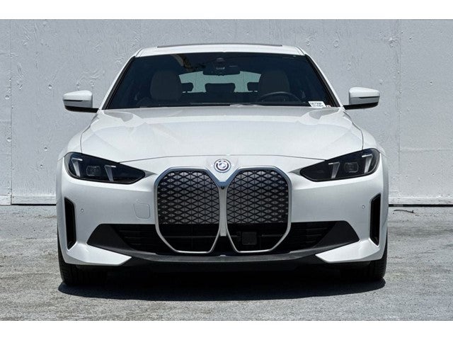 2025 BMW i4 eDrive40
