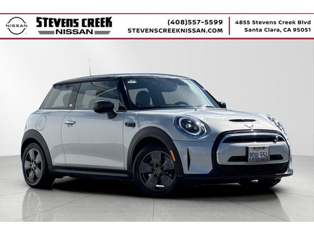 2023 MINI Cooper SE Electric .