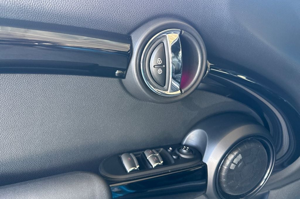 2016 MINI Cooper S Base