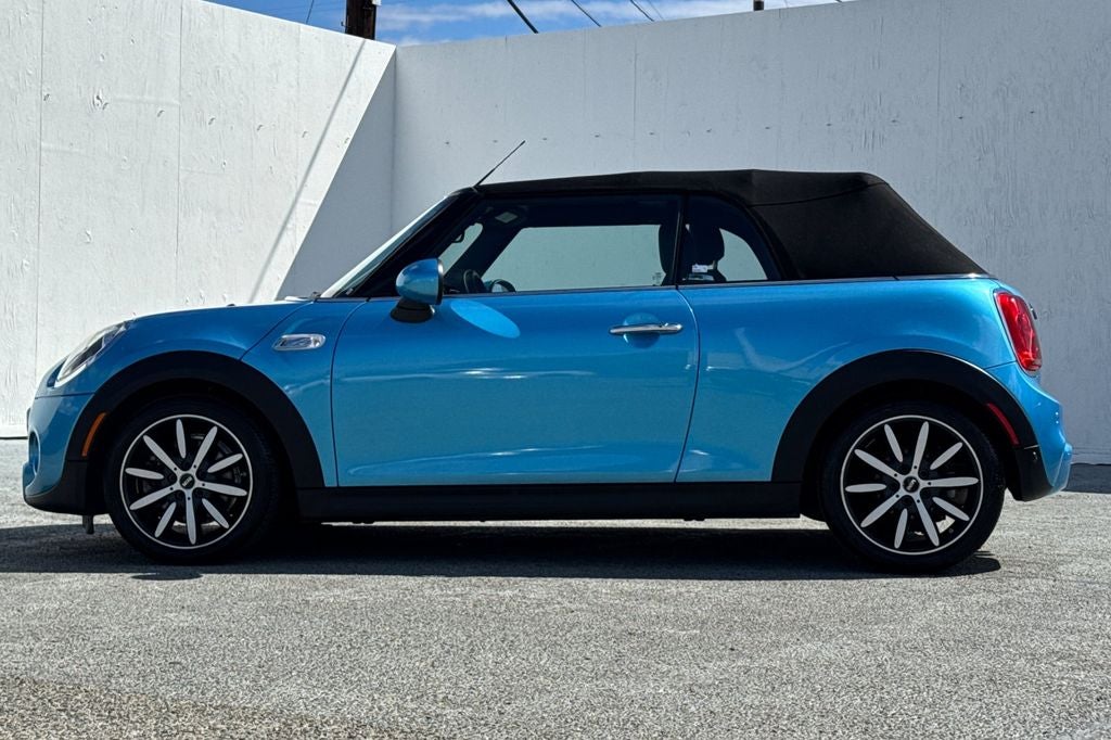 2016 MINI Cooper S Base