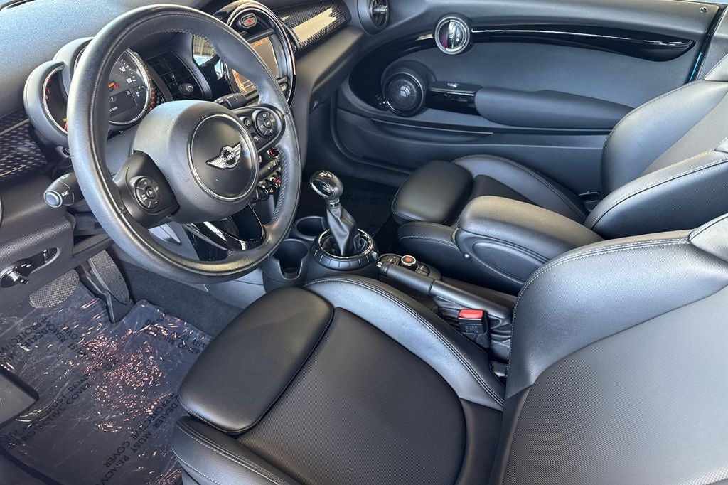 2016 MINI Cooper S Base