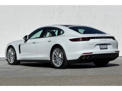 2018 Porsche Panamera 4S