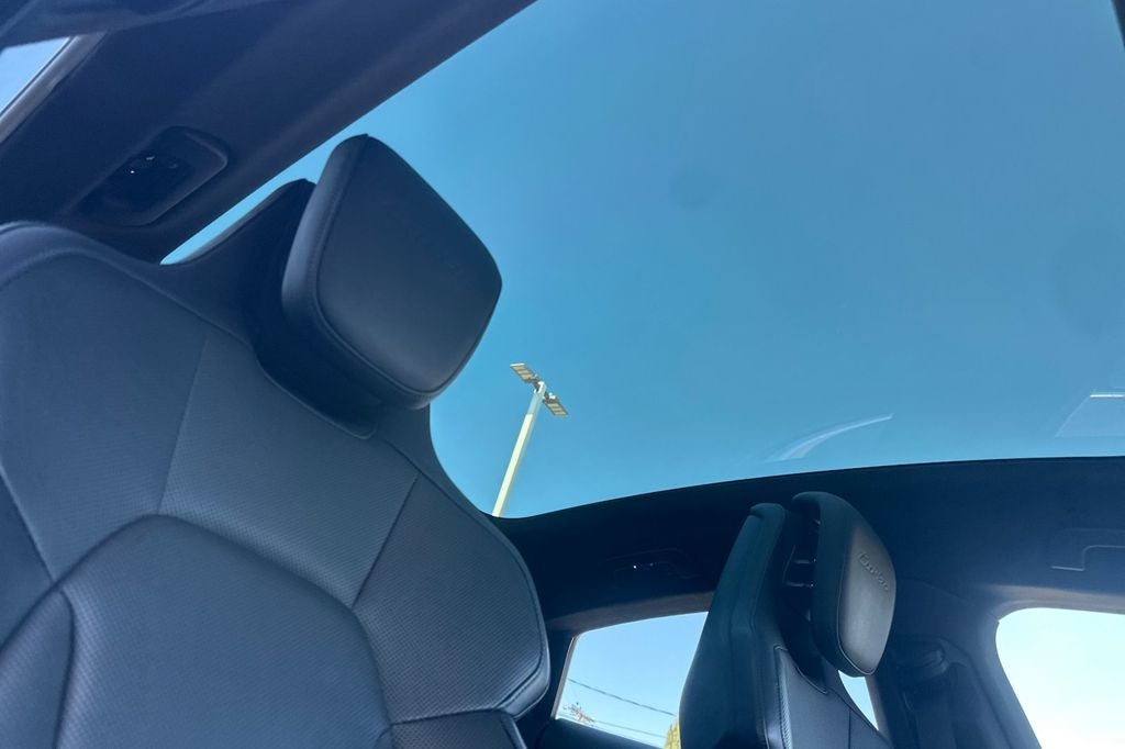 2020 Porsche Taycan Turbo