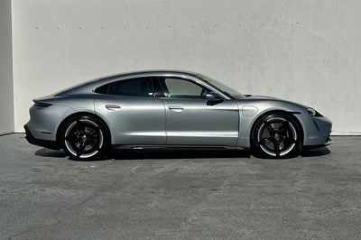 2020 Porsche Taycan Turbo