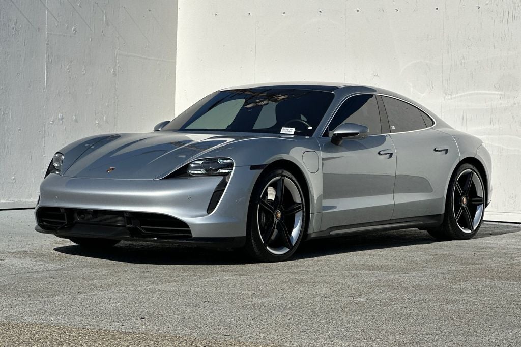 2020 Porsche Taycan Turbo