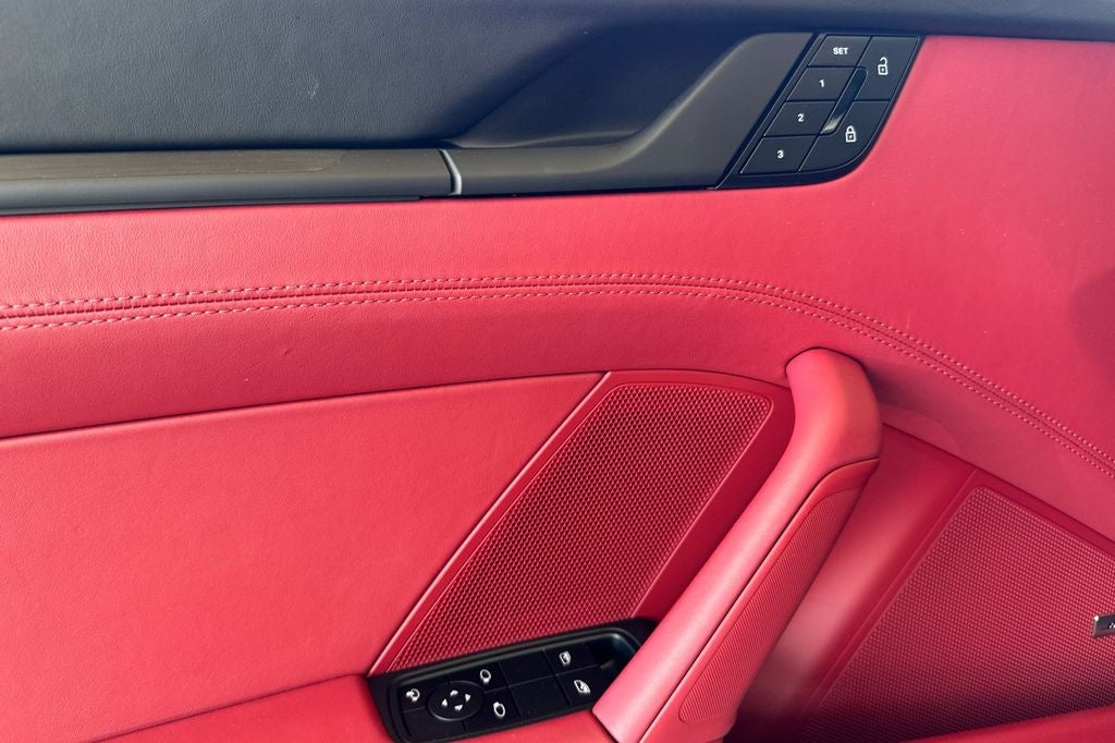 2025 Porsche 911 Targa 4 GTS