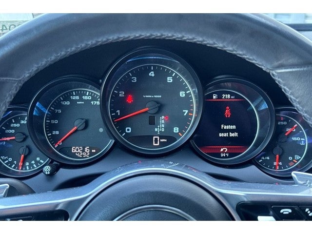2016 Porsche Cayenne Base