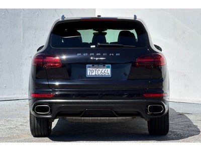 2016 Porsche Cayenne Base