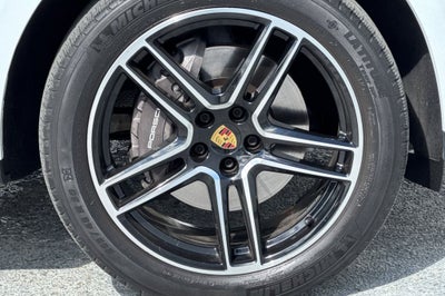 2021 Porsche Macan Base