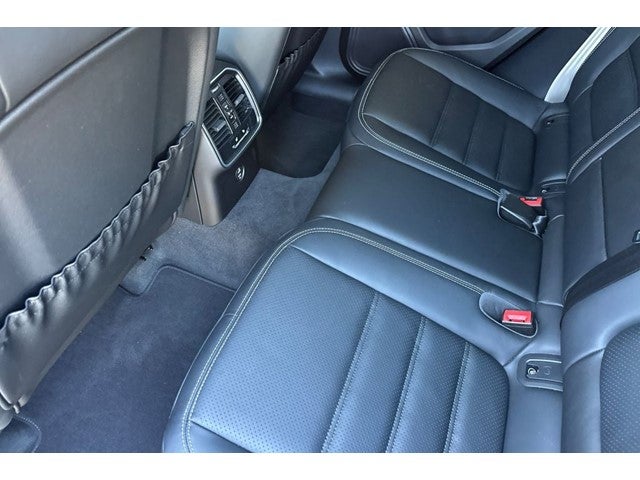 2024 Porsche Macan GTS