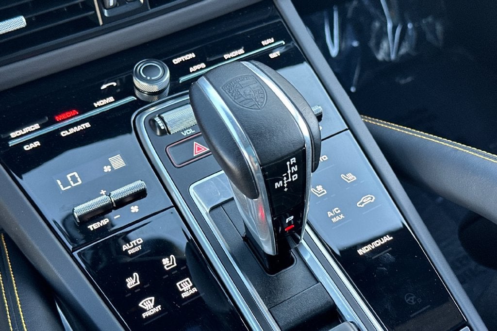 2023 Porsche Cayenne E-Hybrid Turbo S