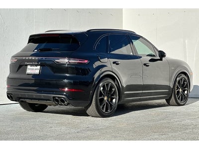 2023 Porsche Cayenne E-Hybrid Turbo S