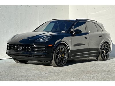 2023 Porsche Cayenne E-Hybrid Turbo S