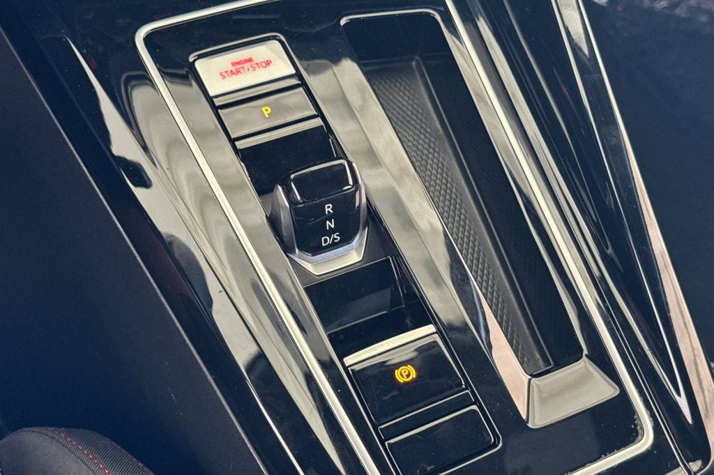 2023 Volkswagen Golf GTI 2.0T 40th Anniversary Edition