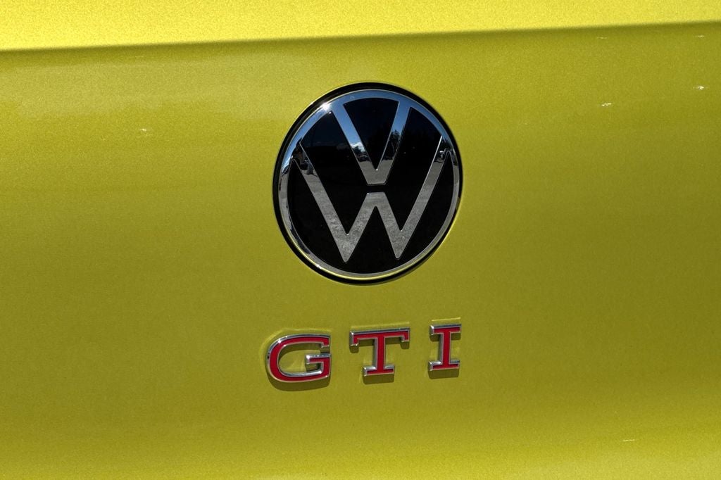 2023 Volkswagen Golf GTI 2.0T 40th Anniversary Edition
