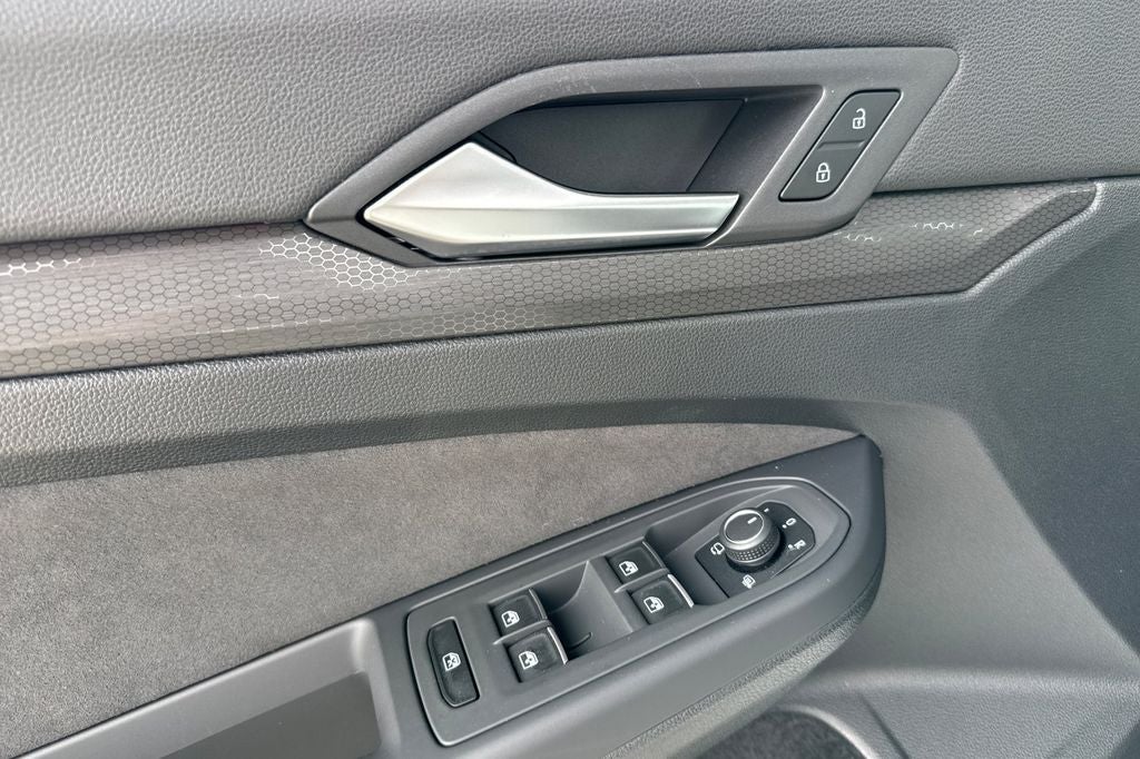 2024 Volkswagen Golf GTI 2.0T SE