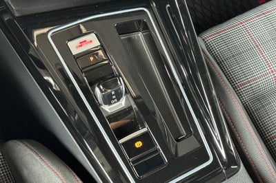 2024 Volkswagen Golf GTI 2.0T SE