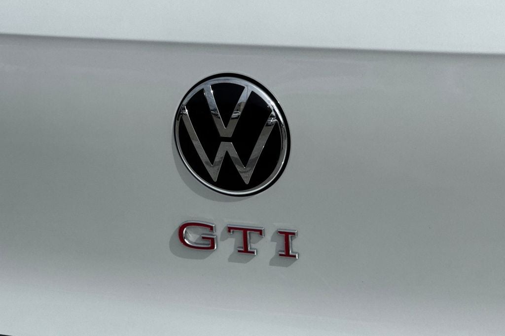 2024 Volkswagen Golf GTI 2.0T SE