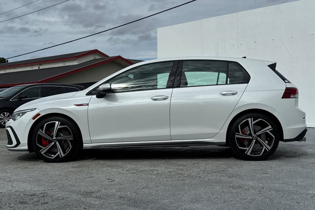 2024 Volkswagen Golf GTI 2.0T SE