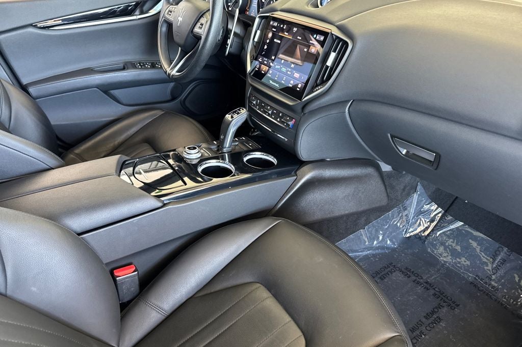 2023 Maserati Ghibli Modena
