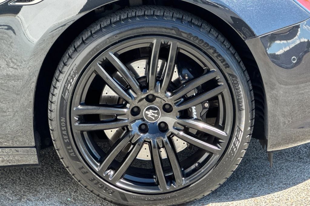 2023 Maserati Ghibli Modena
