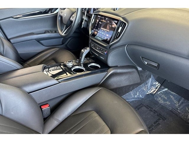 2023 Maserati Ghibli Modena